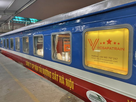 vic sapa train in vietnam
